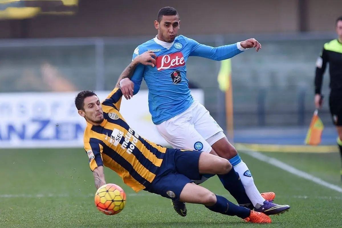 关于那不勒斯发布备战花絮，今晚临场应变，葡超任务艰巨，更衣室氛围转暖的信息